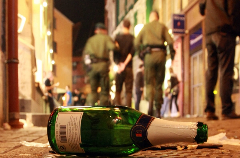 Алкоголь в общественных местах под запретом