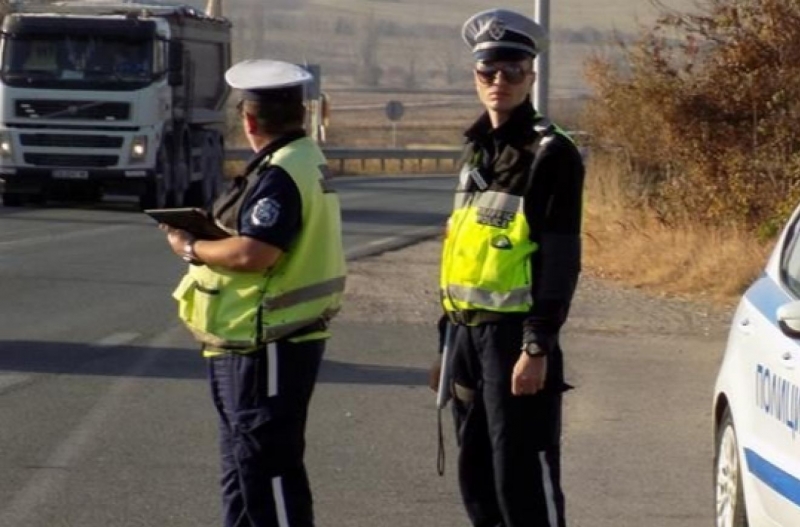 Проверки на дорогах: 50 нарушителей в Пафосе