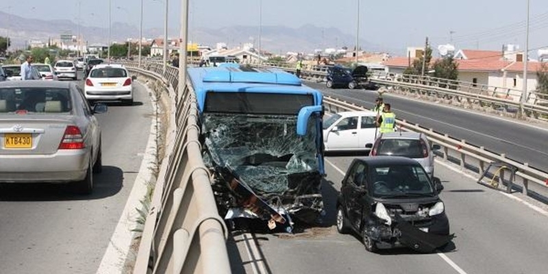Министр Кипра назвал причины высокой аварийности на дорогах