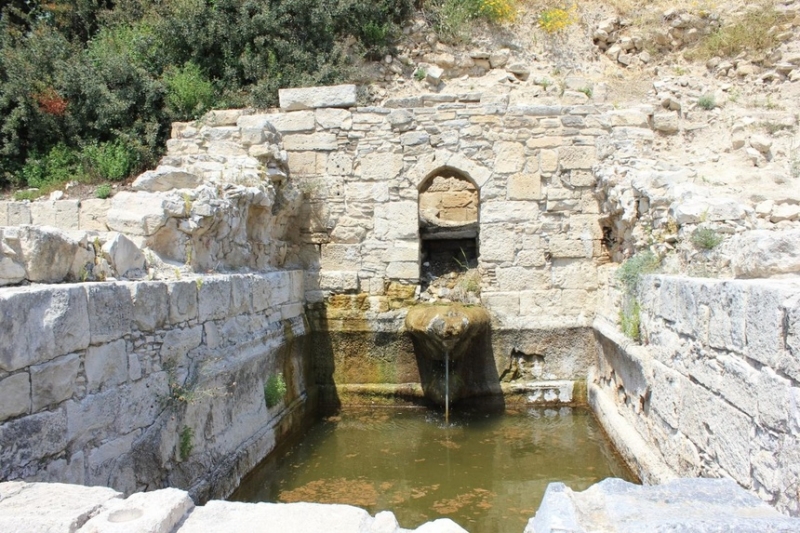 Руины древнего Аматуса