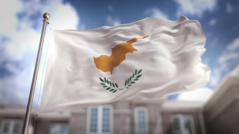 Мастера спора: Кипр может опротестовать выход РФ из соглашения по налогам