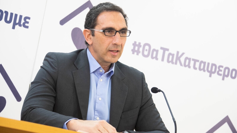 Министр здравоохранения Кипра рассказал, когда заработают рестораны и аэропорты