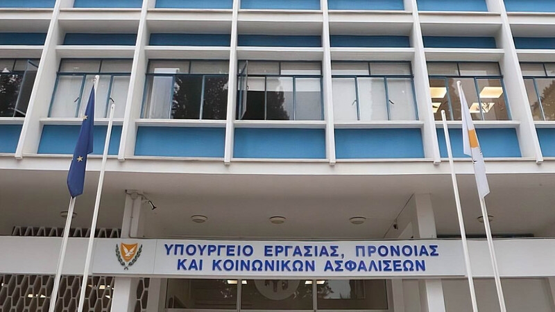 Минтруда Кипра ответило на главные вопросы о пособиях
