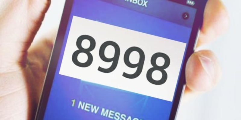 9 мая жители Кипра отправили более полумиллиона СМС на 8998