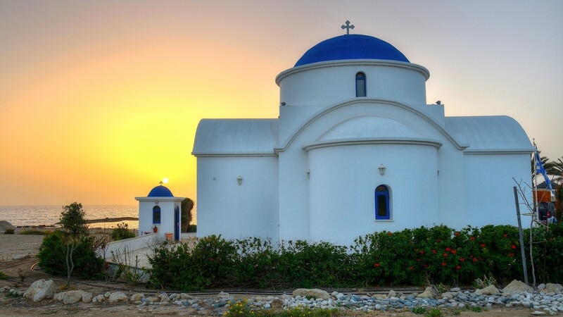 Как киприоты смогут посещать церковные службы