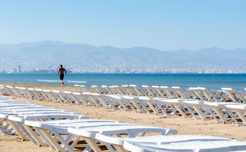 
Кипрские пляжи могут открыться раньше 1 июня
