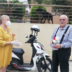 Кипрские ветераны Второй мировой войны получили подарки ко Дню Победы