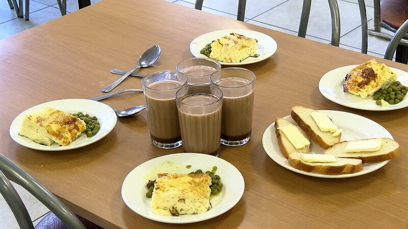 Кипрским школьникам компенсируют недополученные завтраки