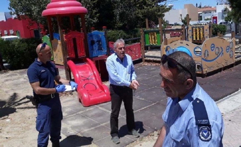 Неслыханный акт вандализма на детской площадке Кипра