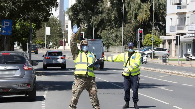Полиция Кипра в полной готовности встретила первый этап выхода из изоляции