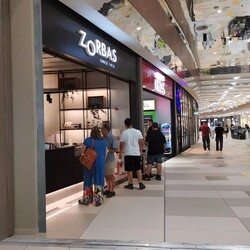 Торговые центры Кипра вернулись к работе