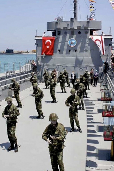 На Северном Кипре открыли музей на военном корабле