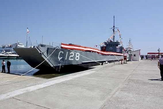 На Северном Кипре открыли музей на военном корабле