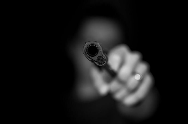 Полиция Кипра ищет пистолет, украденный у полицейского