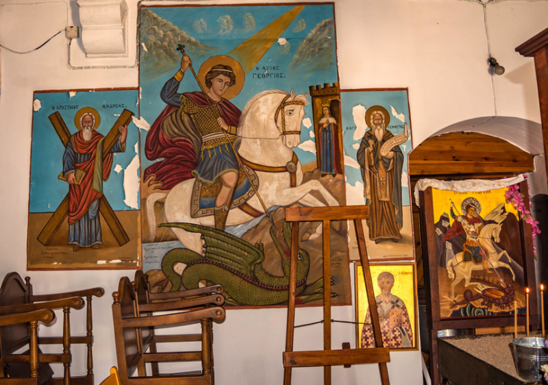  Церковь Святого Георгия в деревне Ахелия на Кипре