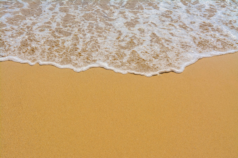 Небольшой, но очень уютный песчаный пляж Врисудия II в Пафосе