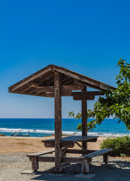 Пикниковое место на Кипре с великолепным видом на море