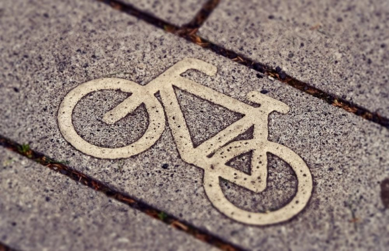 
Езда по велодорожке: права и обязанности
