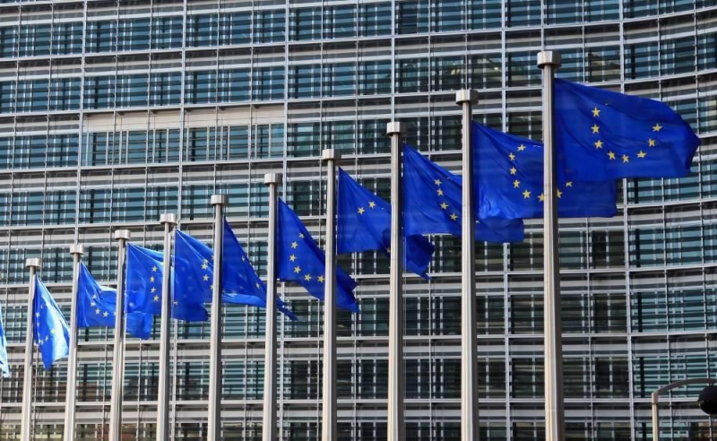 
Кипр получит почти миллиард евро от Евросоюза
