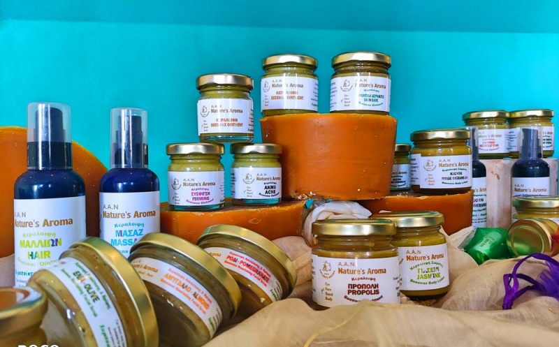 
Nature's Aroma — кипрский мед, собранный с любовью
