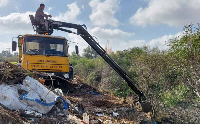 
Из главной кипрской реки достали 150 тонн мусора
