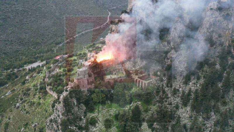 В замке Святого Илариона произошел сильный пожар