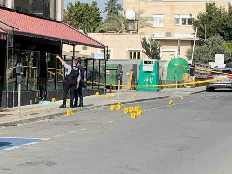 В центре Никосии обстреляли ресторан