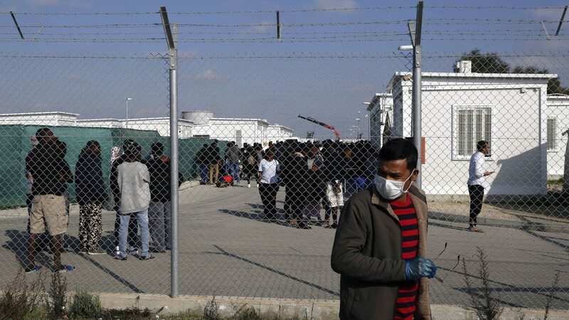 Кипр заявил Еврокомиссии о невозможности принимать мигрантов