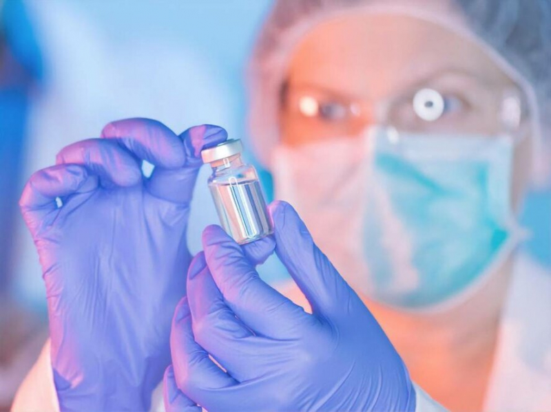 На Кипре зарегистрировано 3 случая тромбоза после вакцинации
