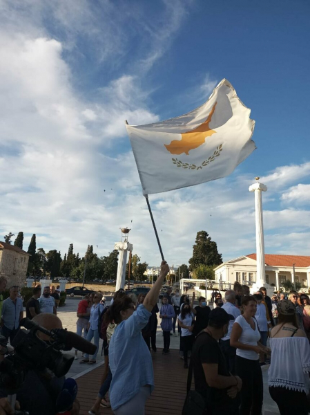 Жители Пафоса отстаивают свою свободу и гражданские права