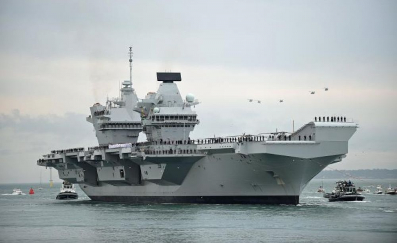 
Самое крупное военное судно Великобритании — в порту Лимассола (фото)
