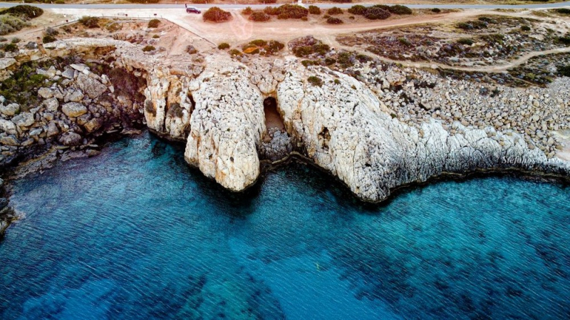 
Где искать самый маленький кипрский пляж?

