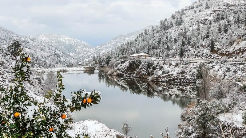 Кипр пытается развивать зимний туризм, для чего построит рождественскую деревню