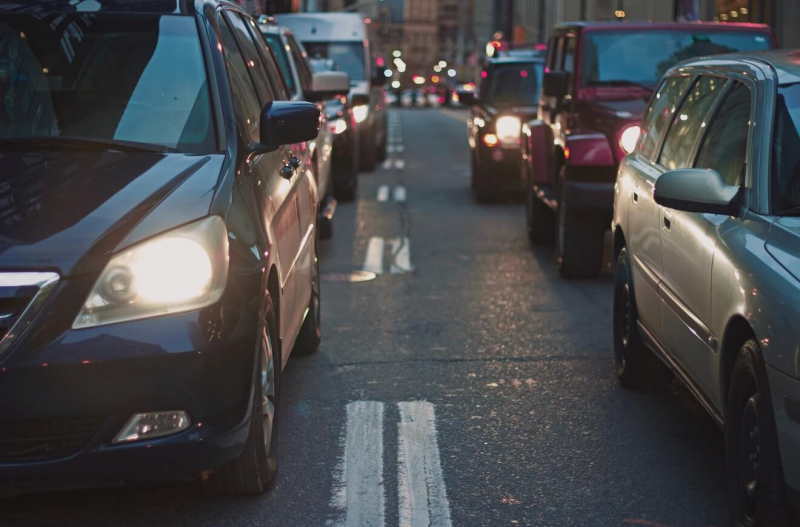 Министр транспорта пообещал разобраться с пробками на дорогах