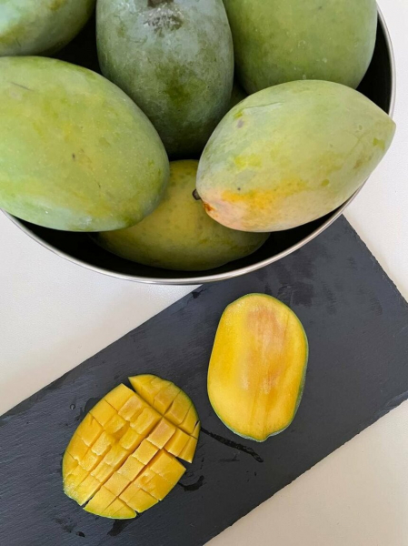 На Кипре подходит к концу сезон "короля фруктов" - манго