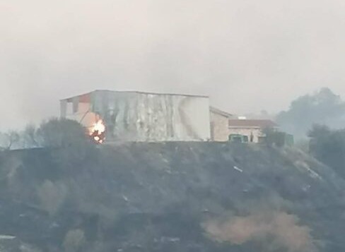 
Пожар в регионе Пафоса чуть не добрался до жилых районов
