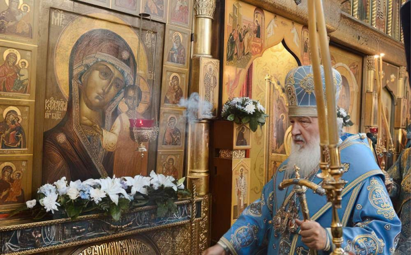 
4 ноября — праздник Казанской иконы Божией Матери
