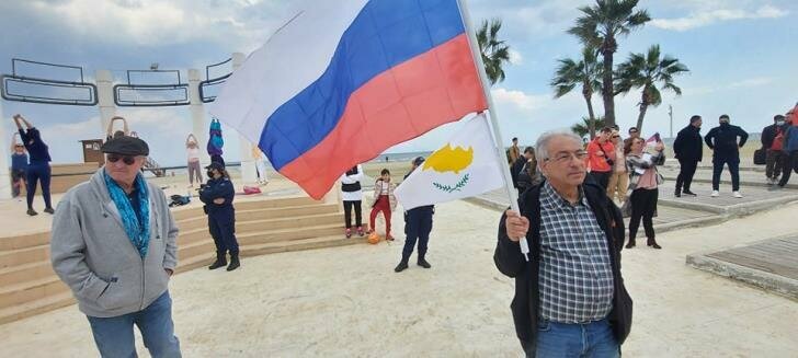 На Кипре прошел митинг в поддержку России