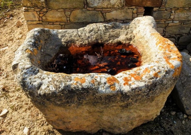 
Средневековая цистерна в Апеше
