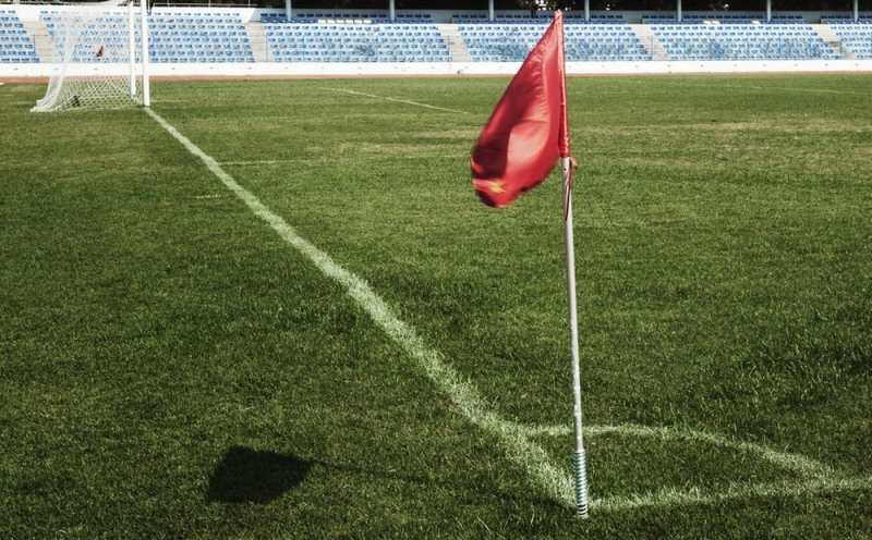 
Футбольные стадионы Кипра представляют опасность
