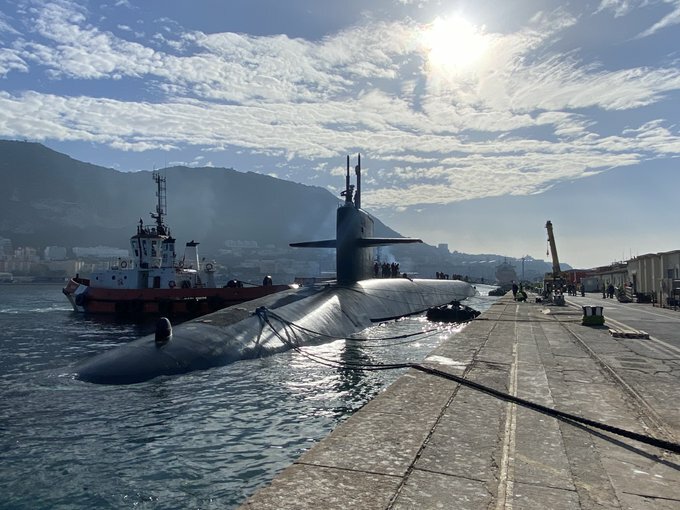 Американская атомная субмарина зашла в средиземное море