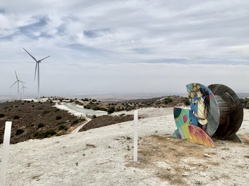 Самые необычные и красивые ветряные мельницы Кипра