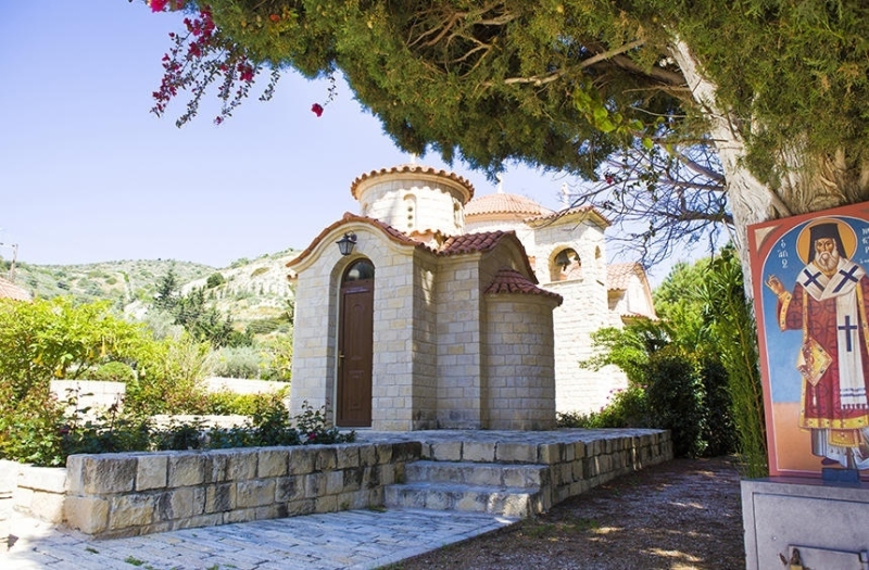 Монастырь Святого Георгия Аламану - один из знаменитых женских монастырей на Кипре