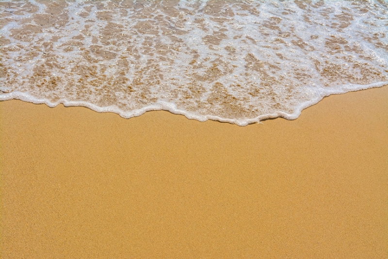 Уютный песчаный пляж Врисудия II в Пафосе