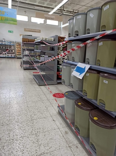Больные продавцы и пустые полки: загадка кипрских супермаркетов