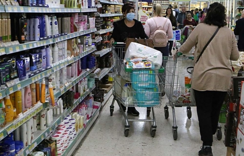 
Супермаркет, аптека и банк: где безопаснее?
